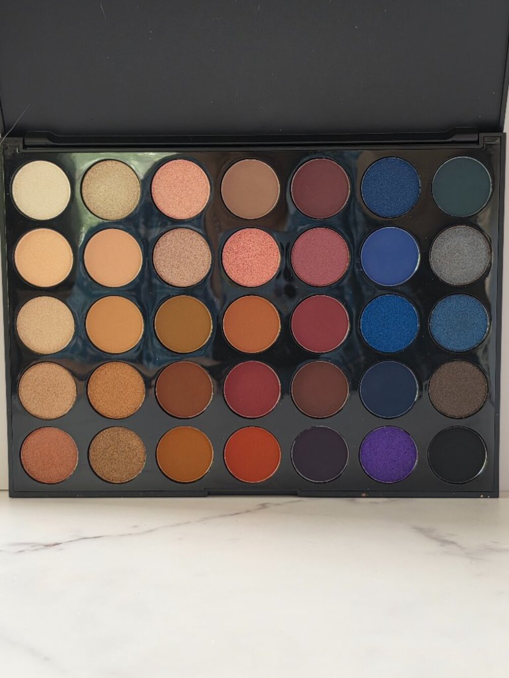 Morphe 35v Palette Stunning Vibes - Picture 3 of 3
